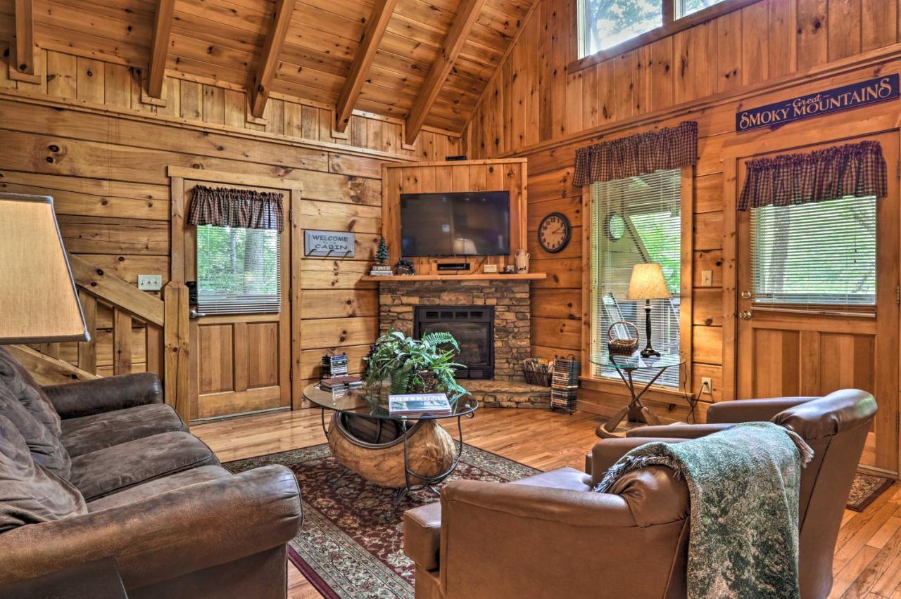 Villa Gatlinburg Mountainside Escape with Outdoor Hot Tub! Exterior foto