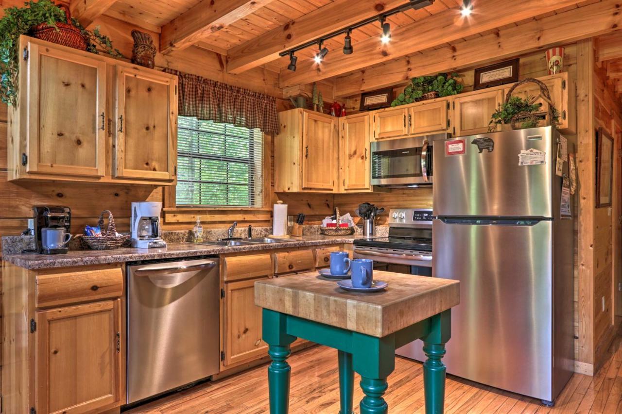 Villa Gatlinburg Mountainside Escape with Outdoor Hot Tub! Exterior foto