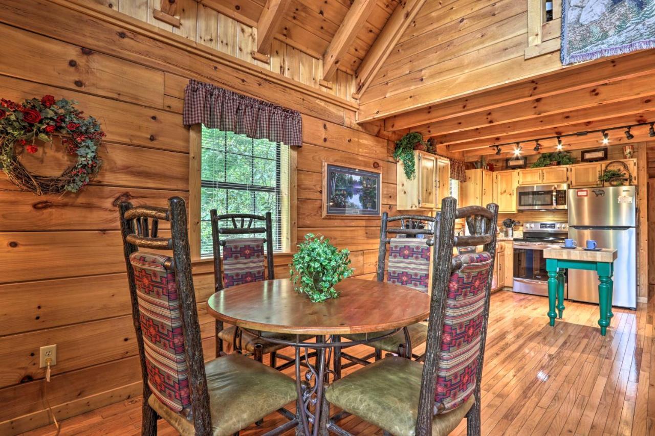 Villa Gatlinburg Mountainside Escape with Outdoor Hot Tub! Exterior foto