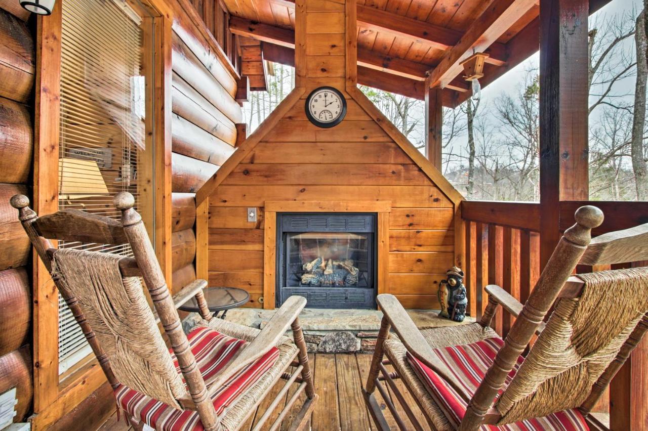Villa Gatlinburg Mountainside Escape with Outdoor Hot Tub! Exterior foto