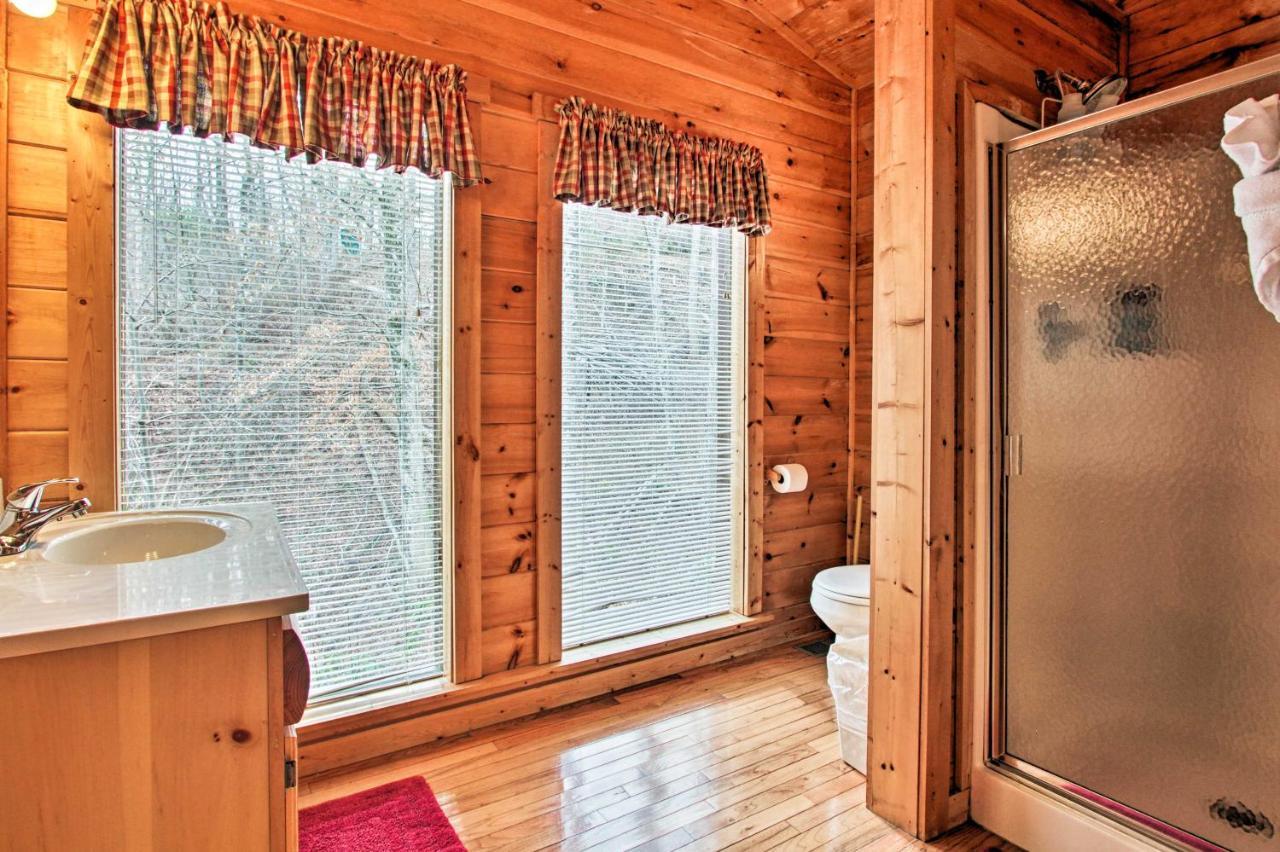 Villa Gatlinburg Mountainside Escape with Outdoor Hot Tub! Exterior foto